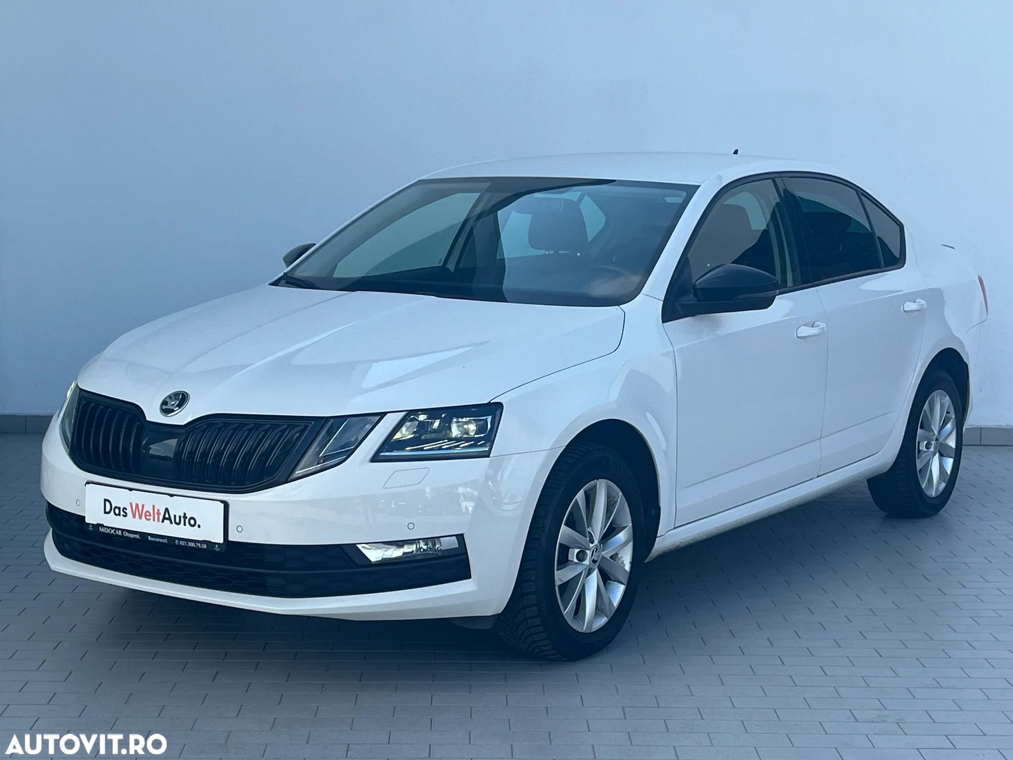 Skoda Octavia 2.0 TDI DSG 4X4 Style - 1