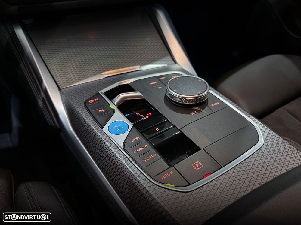 BMW i4 M50 Gran Coupe - 32