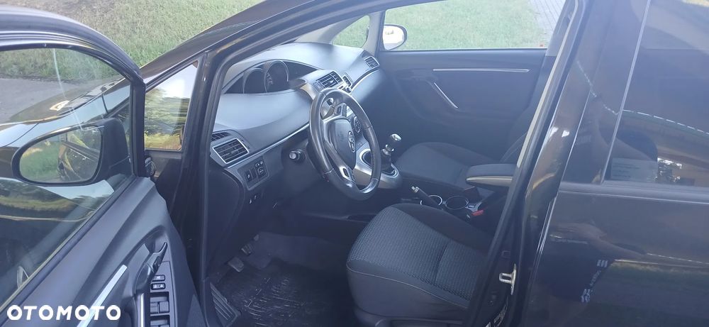 Toyota Verso 1.6 D-4D 7-Sitzer Start/Stop Comfort - 7