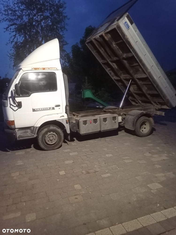 Nissan CABSTAR.E - 1
