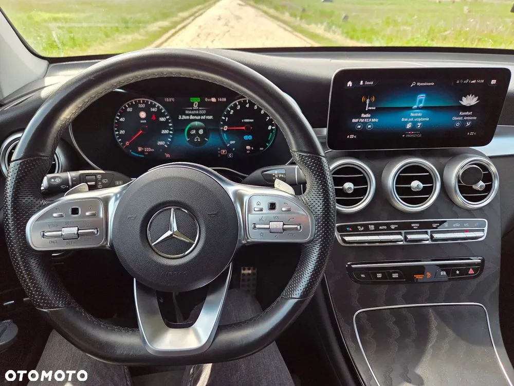 Mercedes-Benz GLC 300 e 4-Matic Business Edition - 3