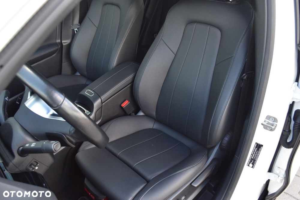 Mercedes-Benz GLA 220 d 4-Matic 8G-DCT - 31
