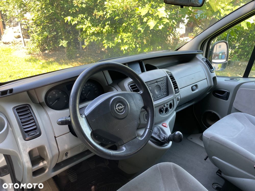 Opel Vivaro - 15