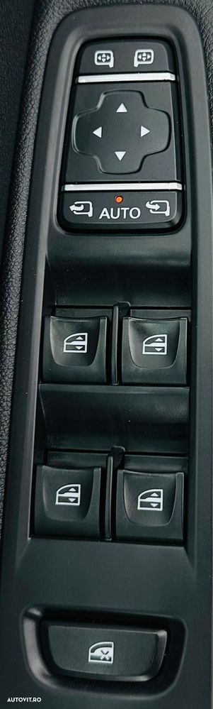 Renault Captur ENERGY TCe Intens - 12