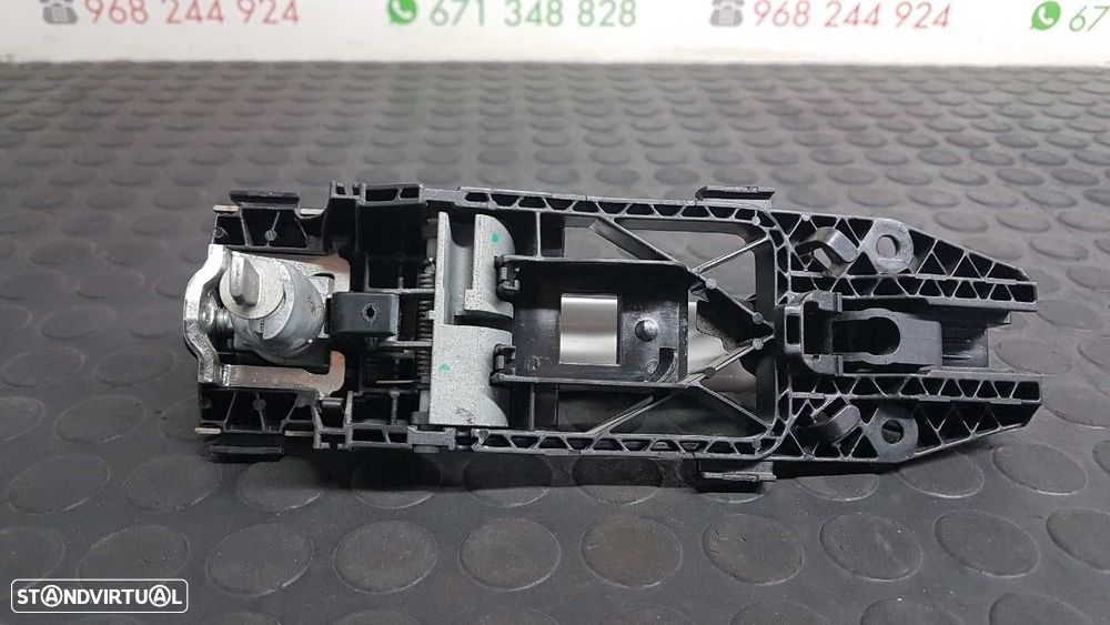 PUXADOR EXTERIOR FRENTE ESQUERDO VOLKSWAGEN POLO (6R1) ADVANCE - 4