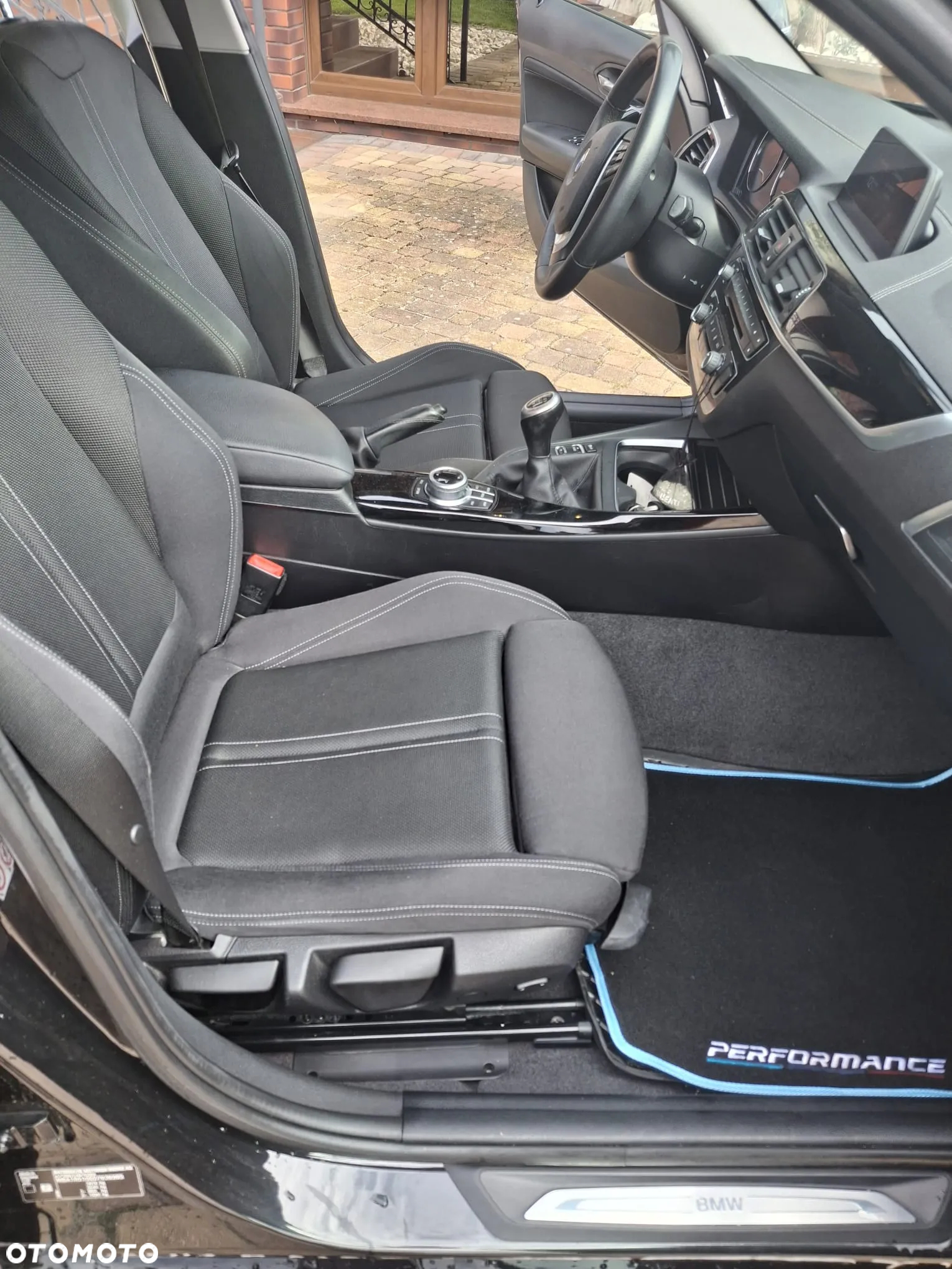 BMW Seria 1 118i - 13
