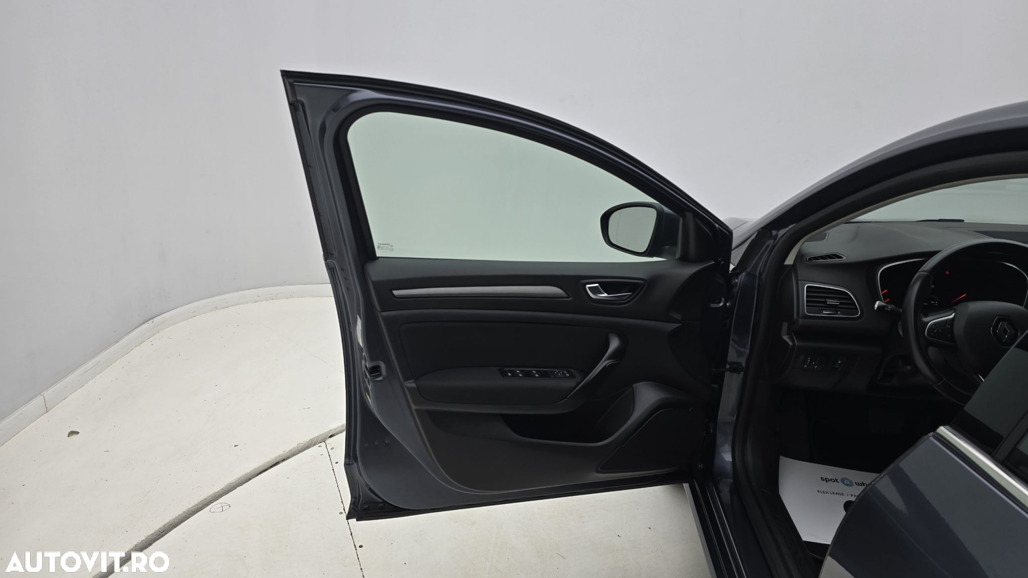 Renault Megane - 10