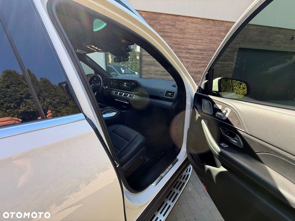 Mercedes-Benz GLE - 22