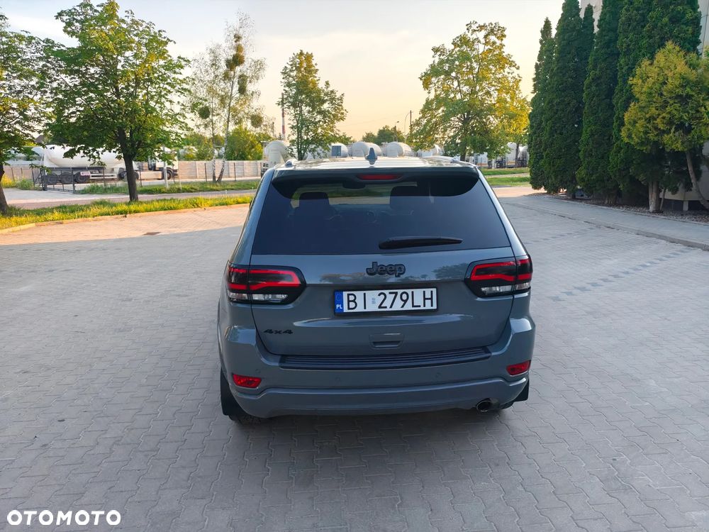 Jeep Grand Cherokee - 5