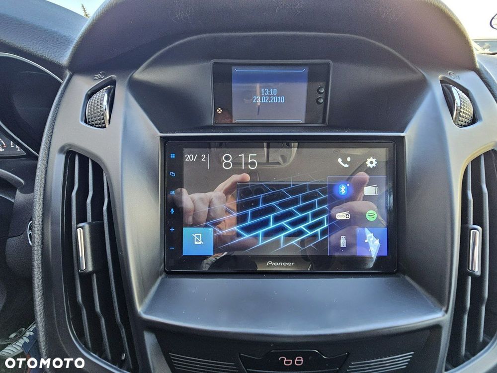 Ford Focus 1.6 EcoBoost Gold X (Edition) - 23