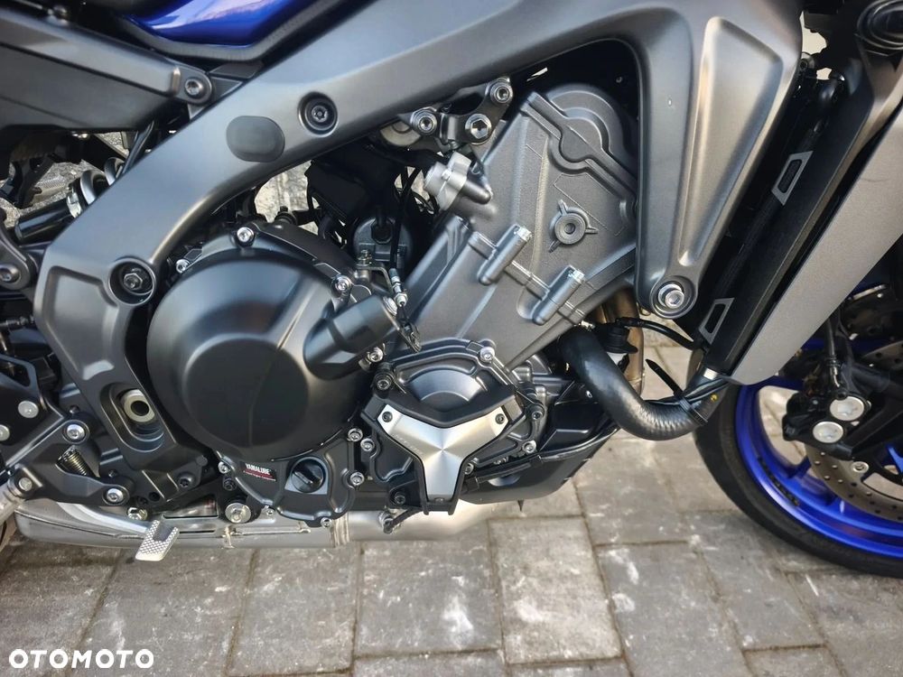 Yamaha MT - 16