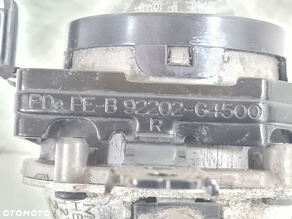 HYUNDAI I30 III LIFT Halogen prawy 92202-G4500 - 4