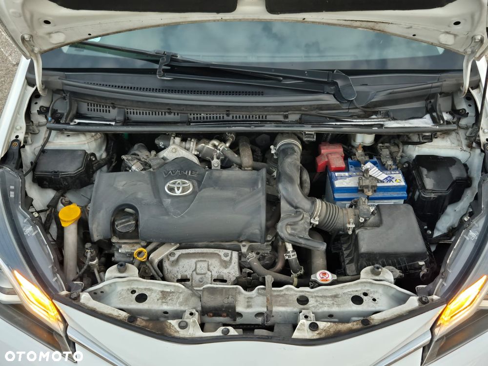Toyota Yaris 1.5 Premium - 24