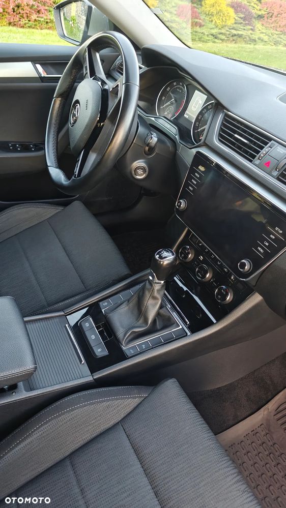Skoda Superb 1.8 TSI Ambition - 14