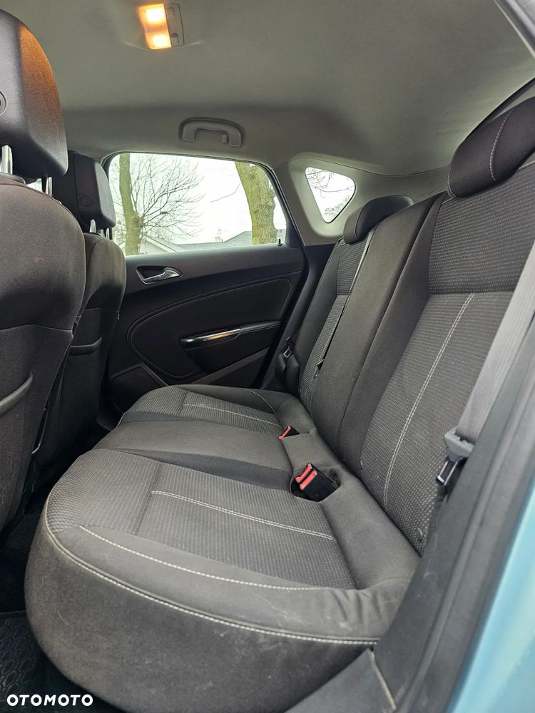 Opel Astra 1.6 T Cosmo - 19