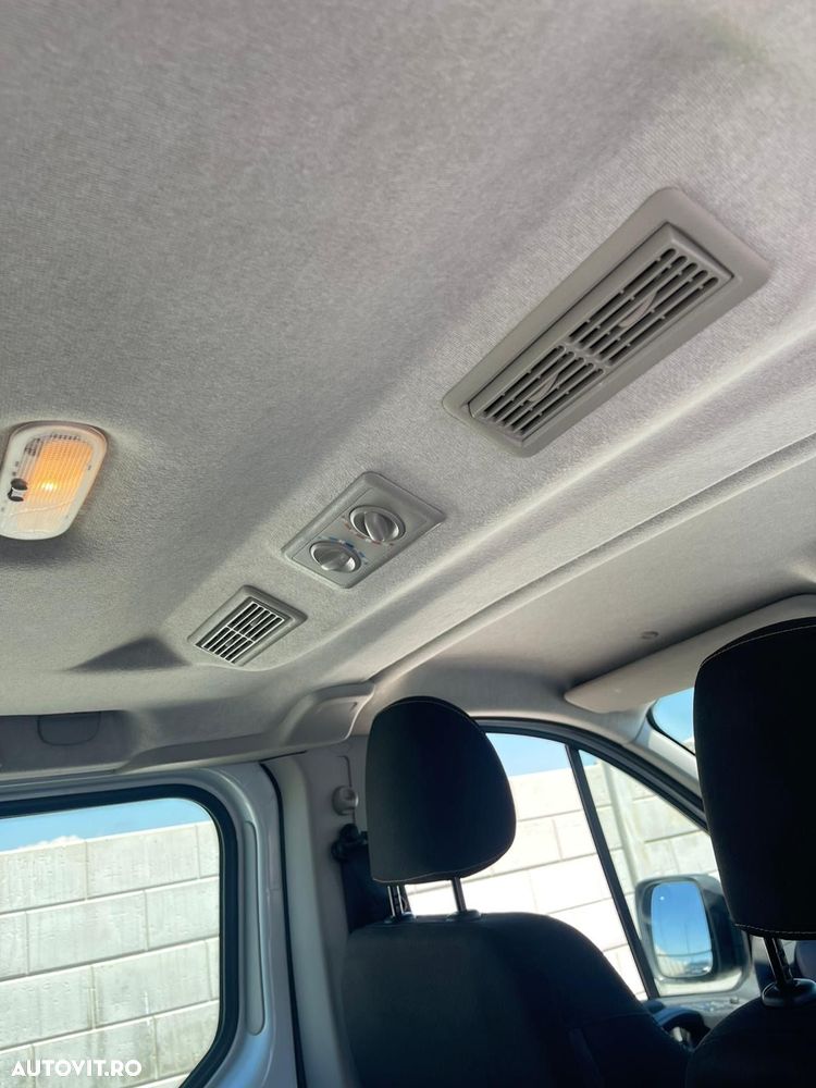 Renault Trafic - 20