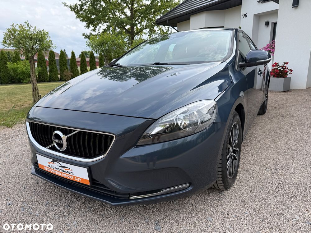 Volvo V40 D2 Momentum - 11