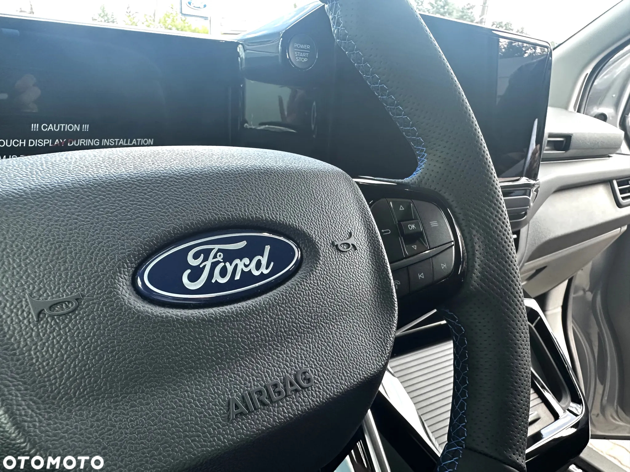 Ford Custom - 22