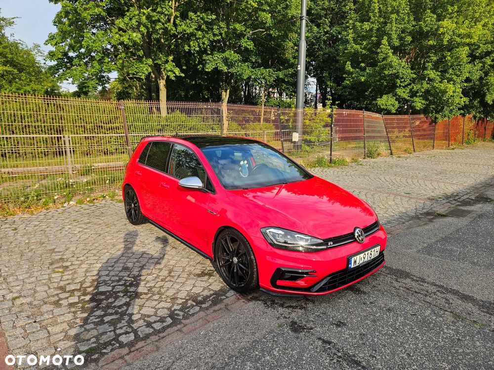 Volkswagen Golf - 10