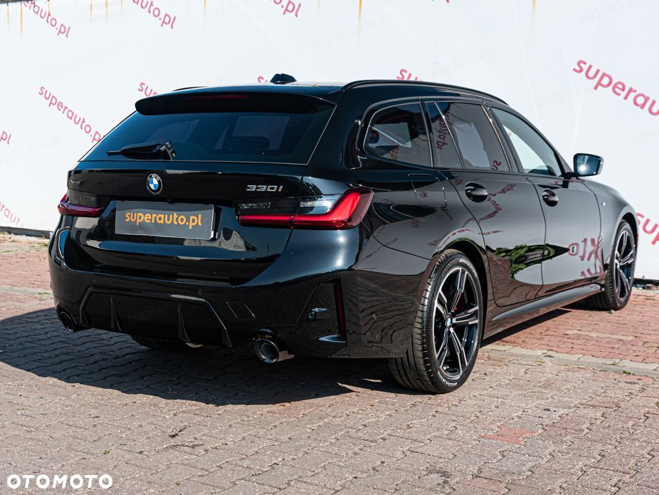 BMW Seria 3 330i xDrive M Sport - 8