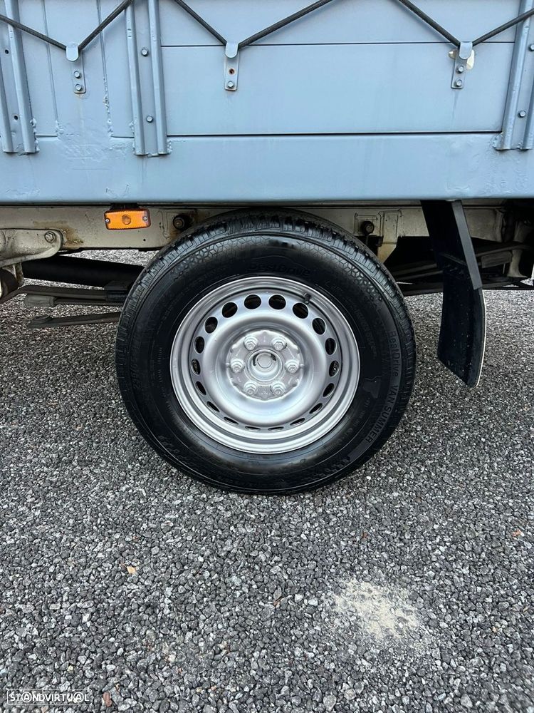 VW Crafter 35 2.5 TDi 164 Média - 13