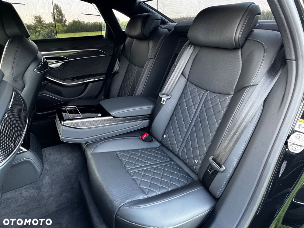 Audi A8 - 17
