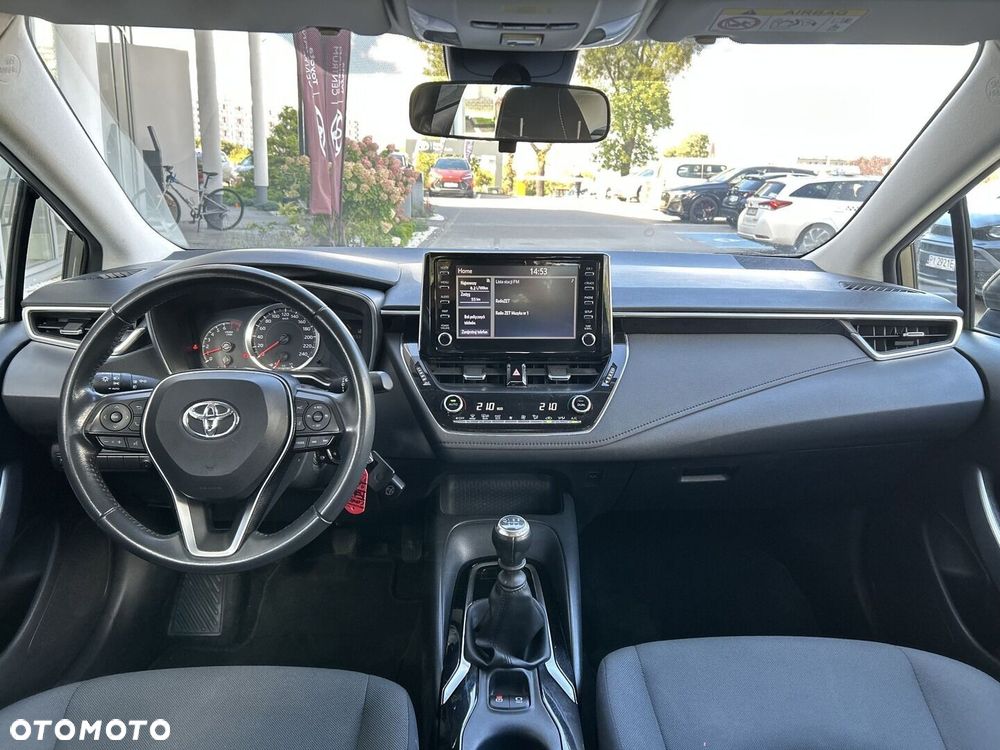 Toyota Corolla - 11
