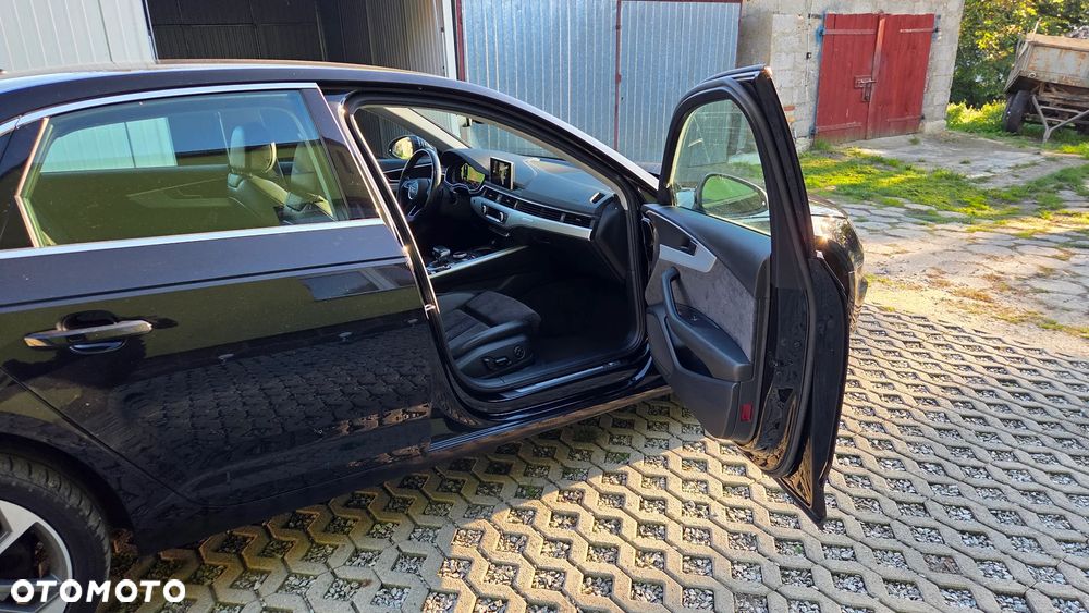 Audi A4 Limousine - 31