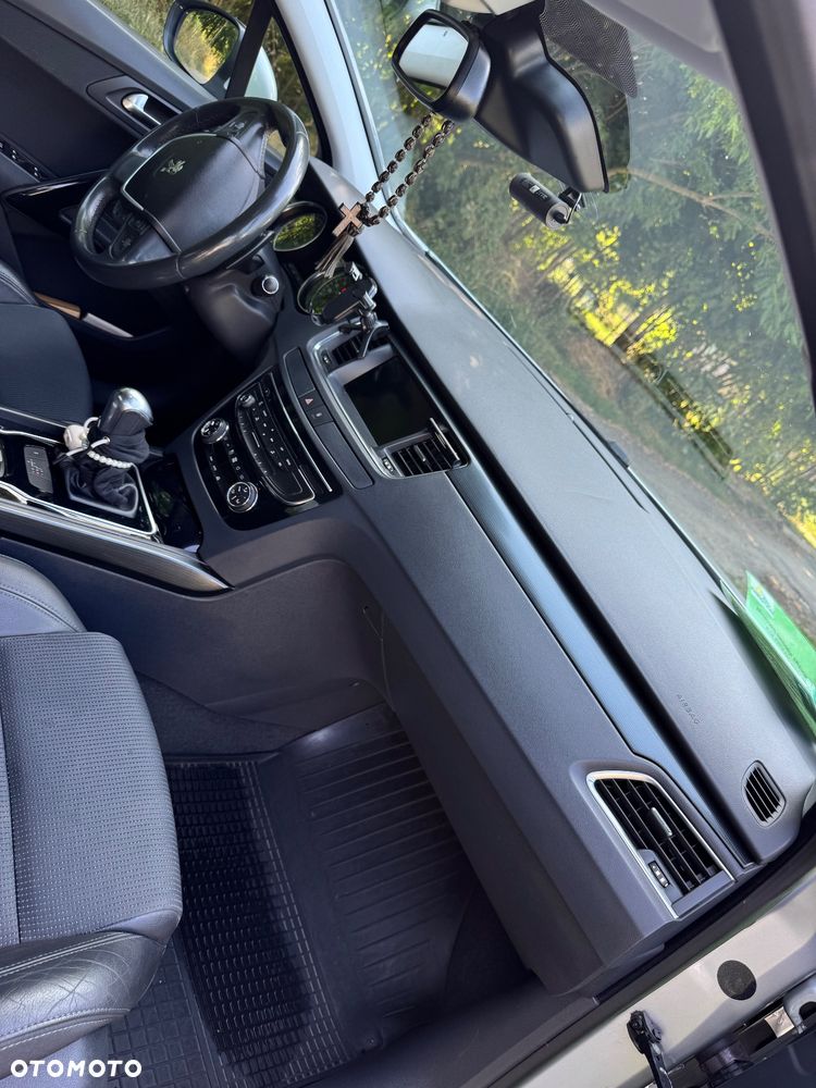 Peugeot 508 1.6 e-HDi Active S&S - 16