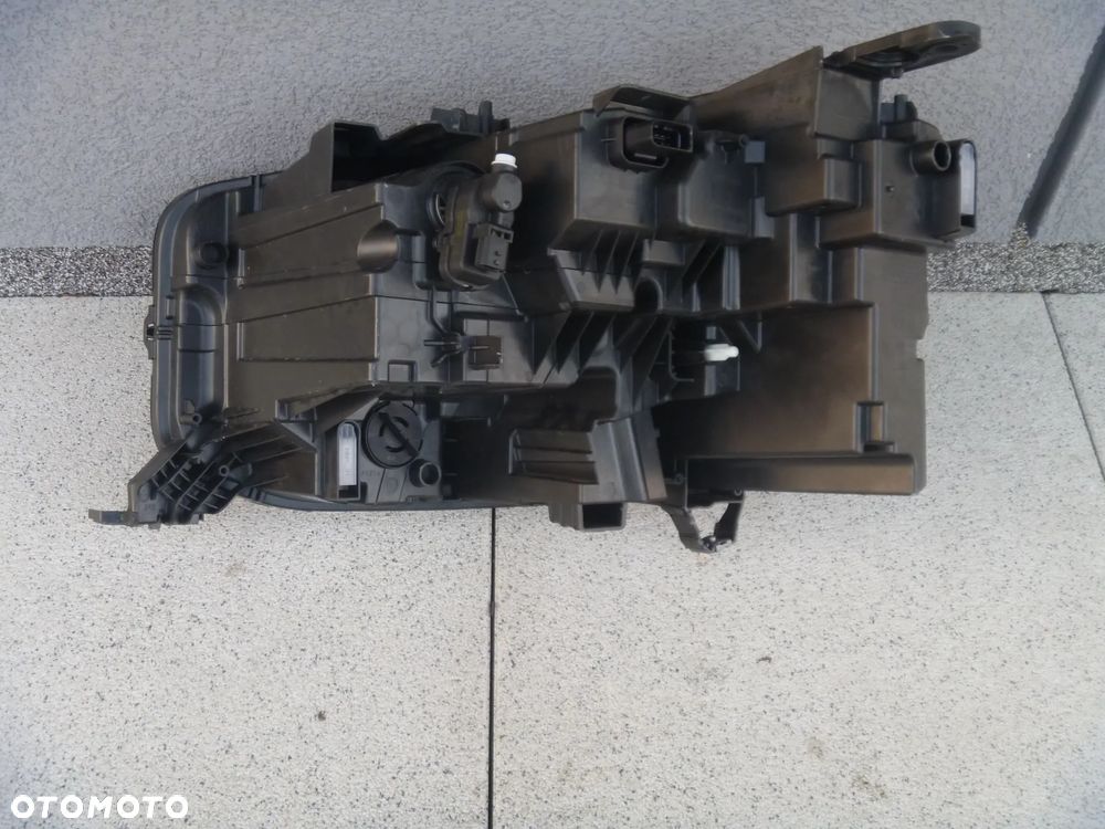 CITROEN C3 IV E-C3 2024 LAMPA FULL LED 9851349080 PRAWA - 7