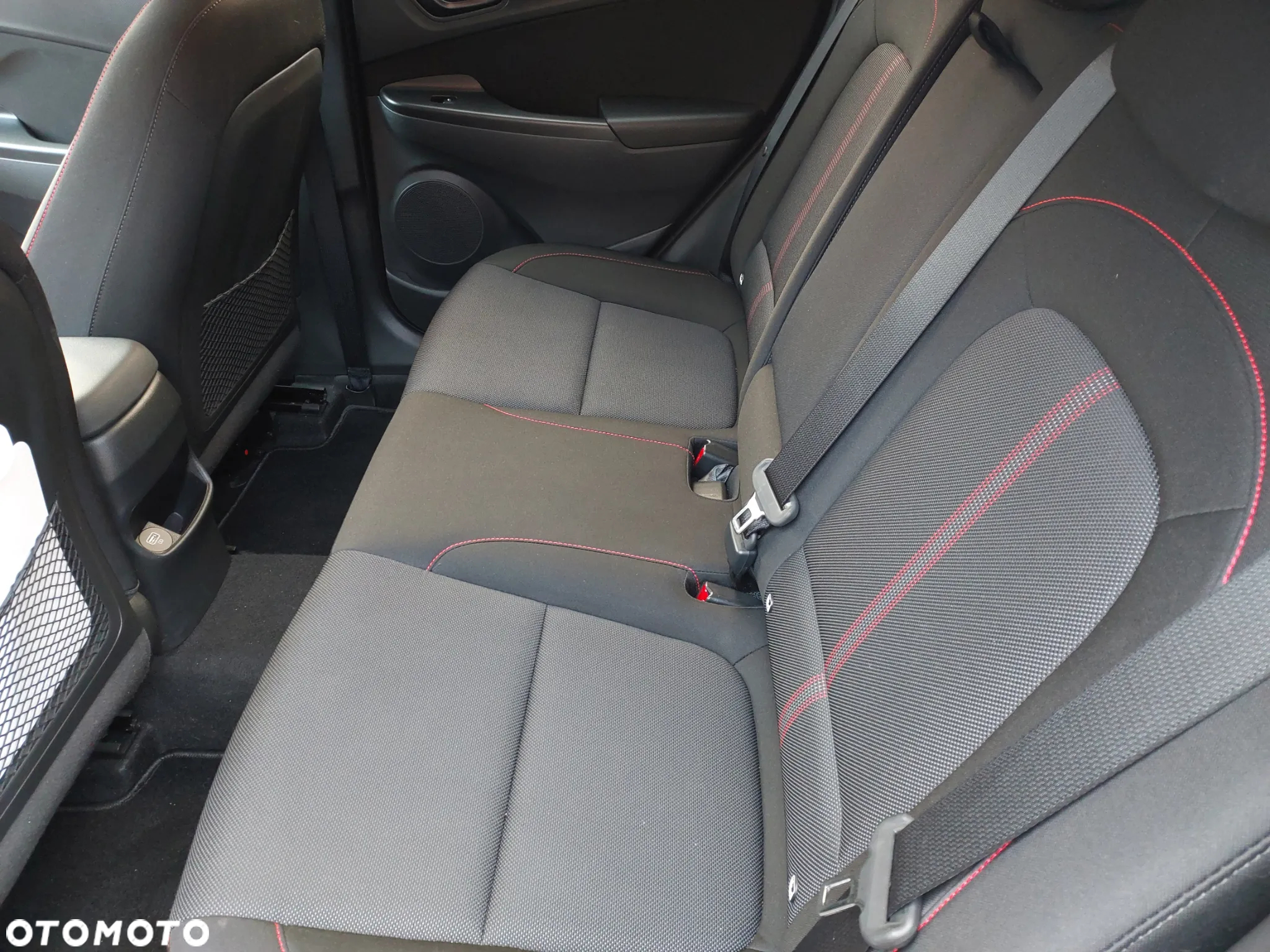 Hyundai Kona - 10