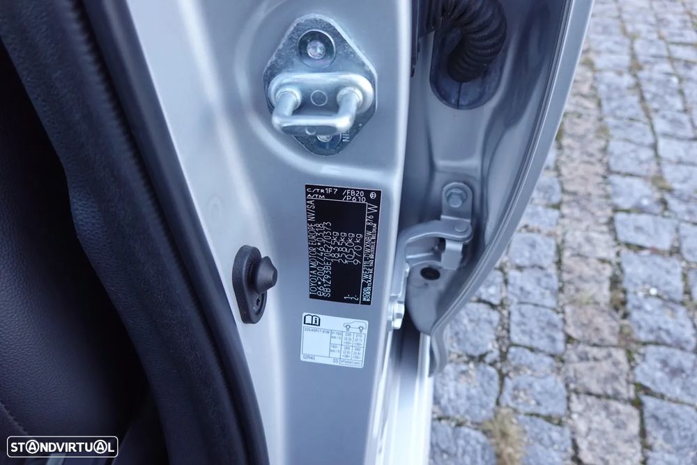 Toyota Corolla Touring Sports 1.8 Hybrid Comfort+P.Sport - 22