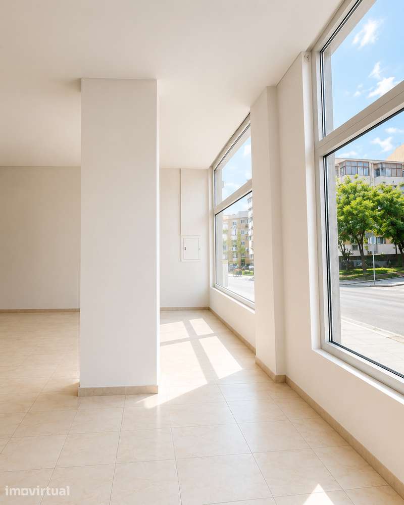 Espaço Comercial Remodelado no Barreiro - Grande imagem: 2/3