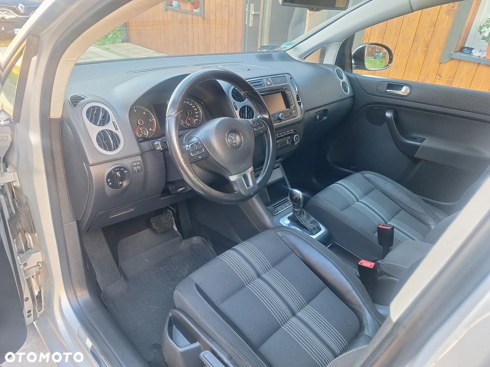 Volkswagen Golf Plus 1.6 TDI Trendline DSG - 11