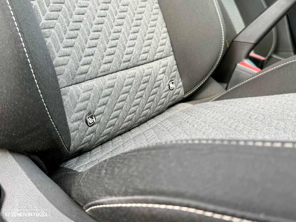 Renault Clio 1.0 TCe Evolution Bi-Fuel - 8