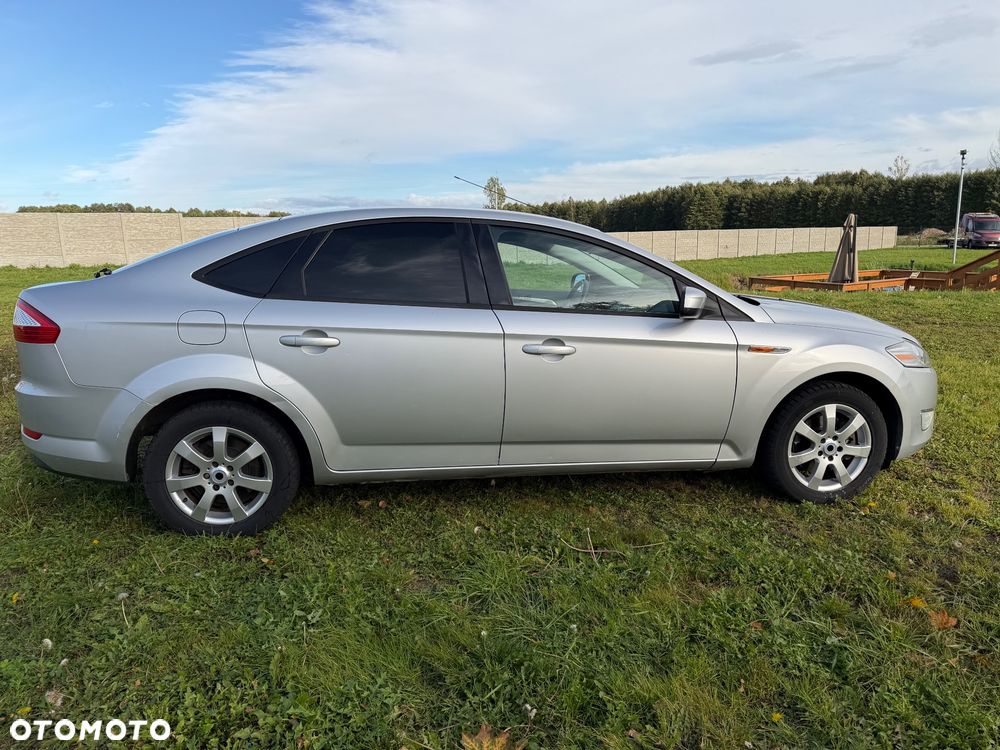 Ford Mondeo - 11