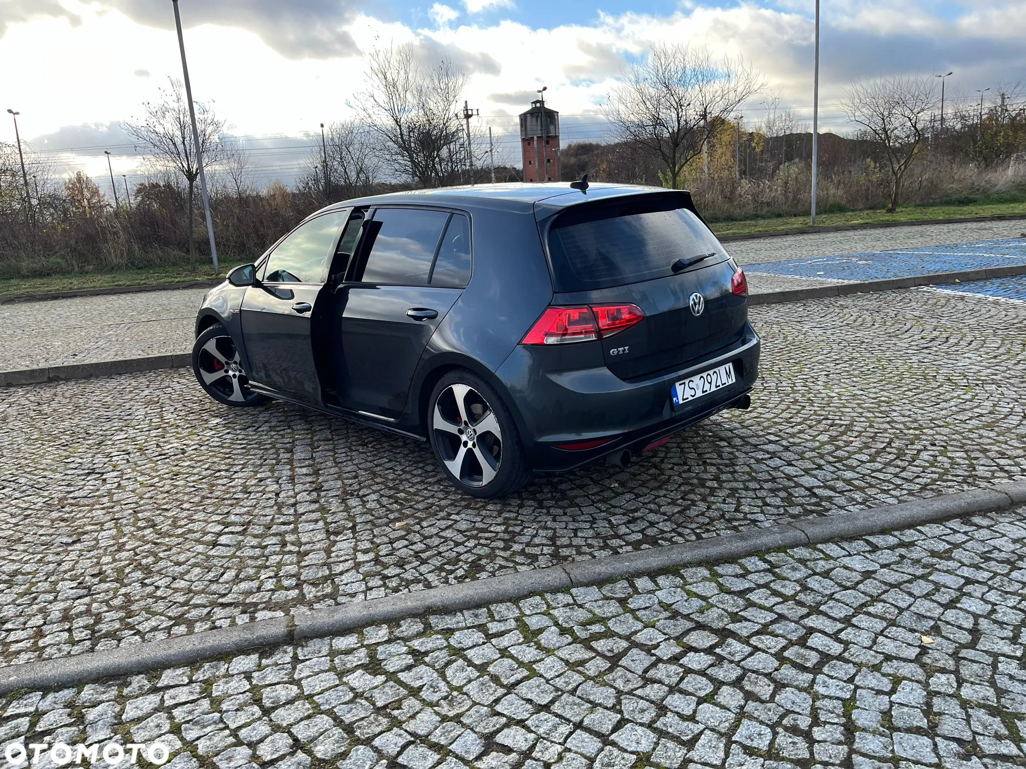 Volkswagen Golf VI 2.0 TSI GTI DSG - 5