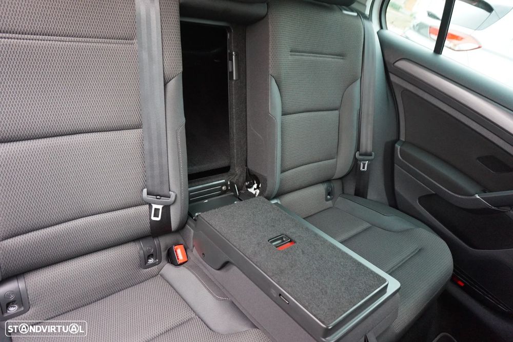 VW e-Golf AC/DC - 56