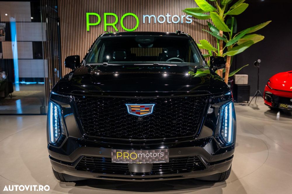 Cadillac Escalade - 2