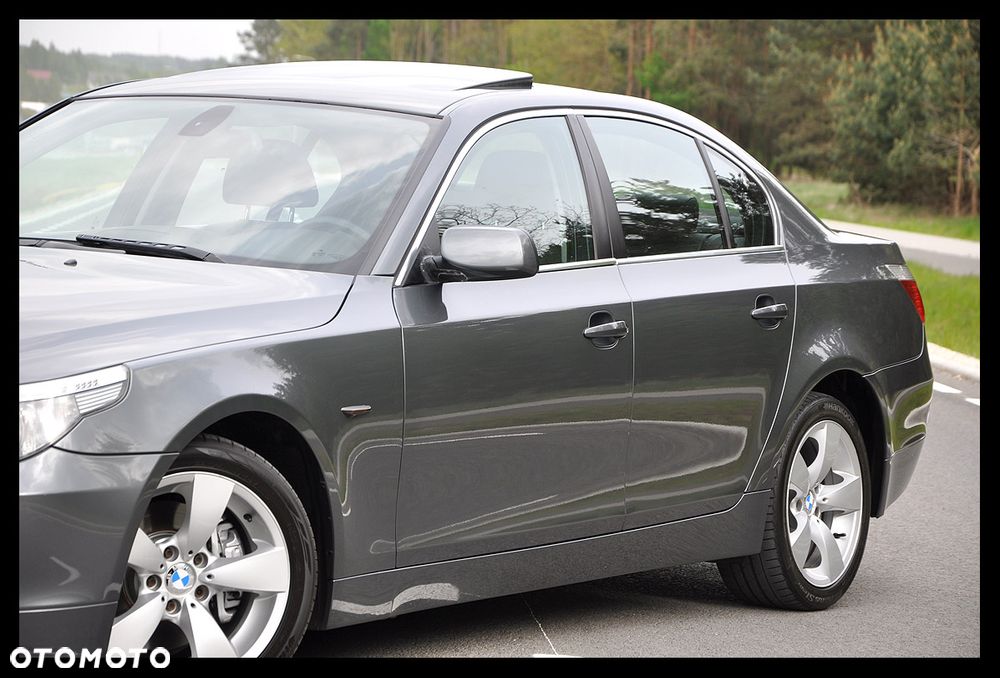 BMW Seria 5 525i - 14