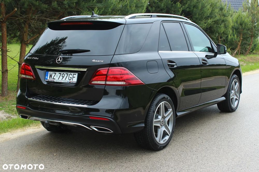 Mercedes-Benz GLE 250 d 4-Matic - 3