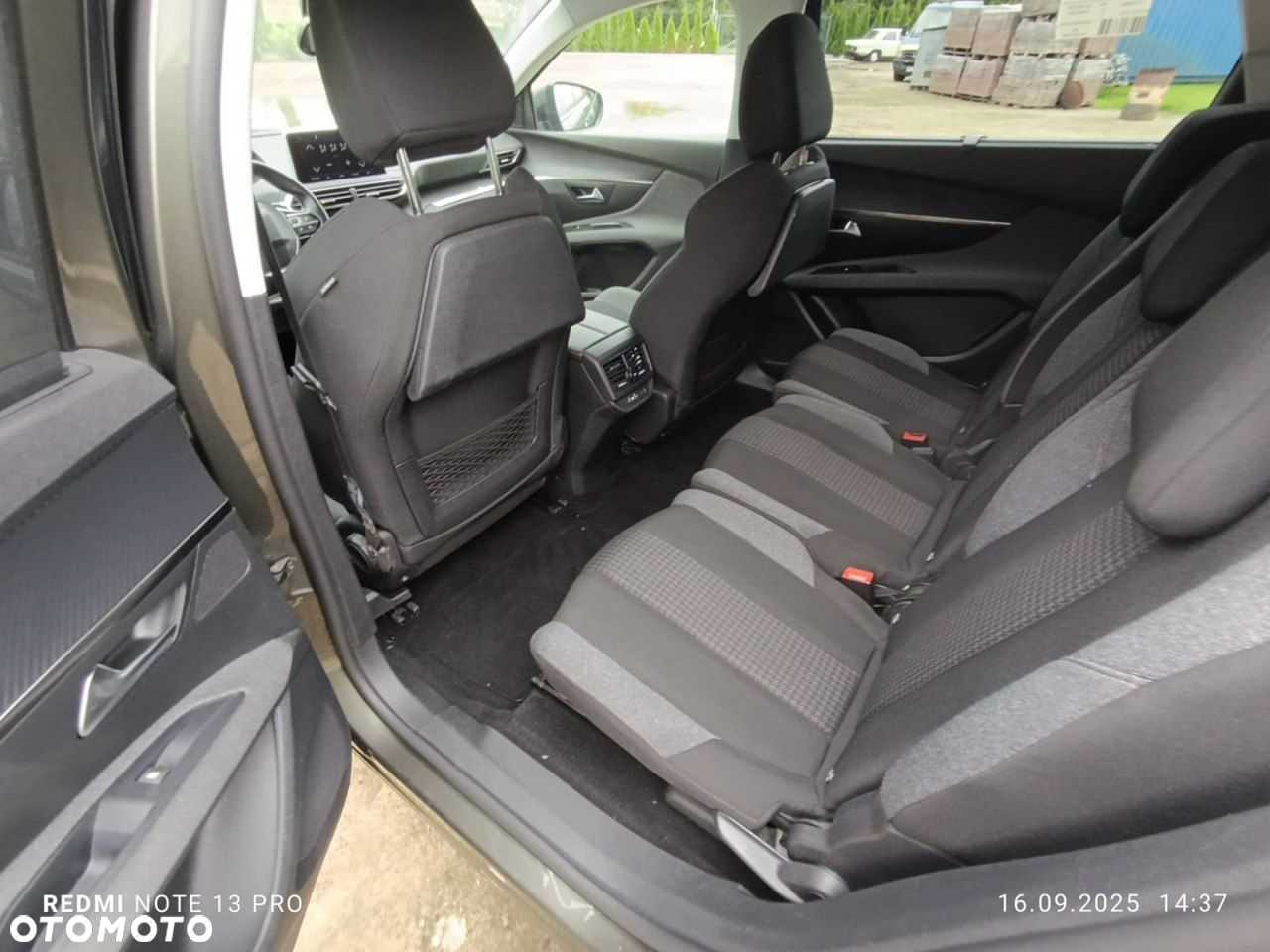 Peugeot 5008 - 24