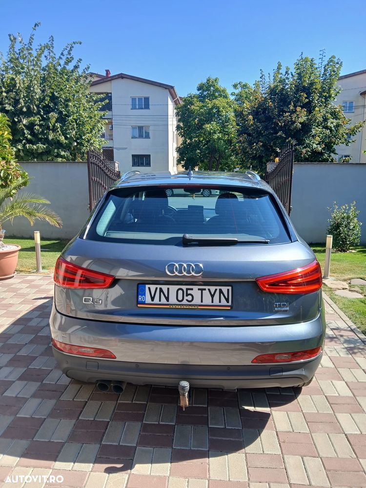 Audi Q3 2.0 TDI Quattro Stronic - 5
