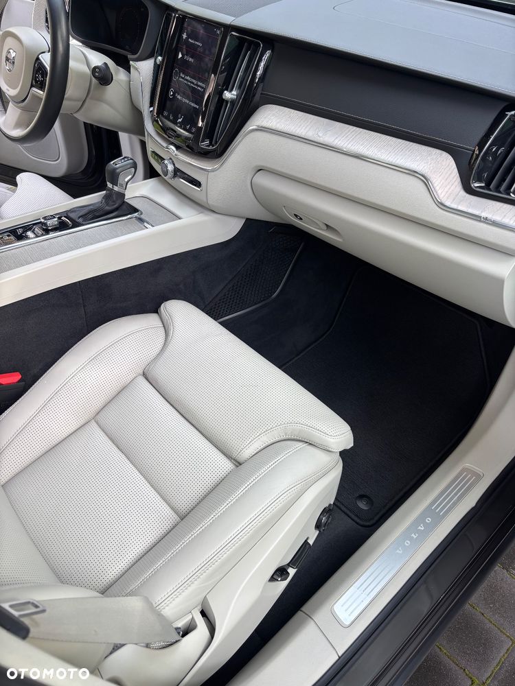 Volvo XC 60 T5 AWD Geartronic Inscription - 10