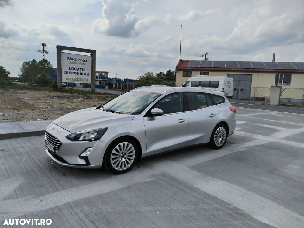 Ford Focus 1.5 TDCi Powershift Titanium - 1