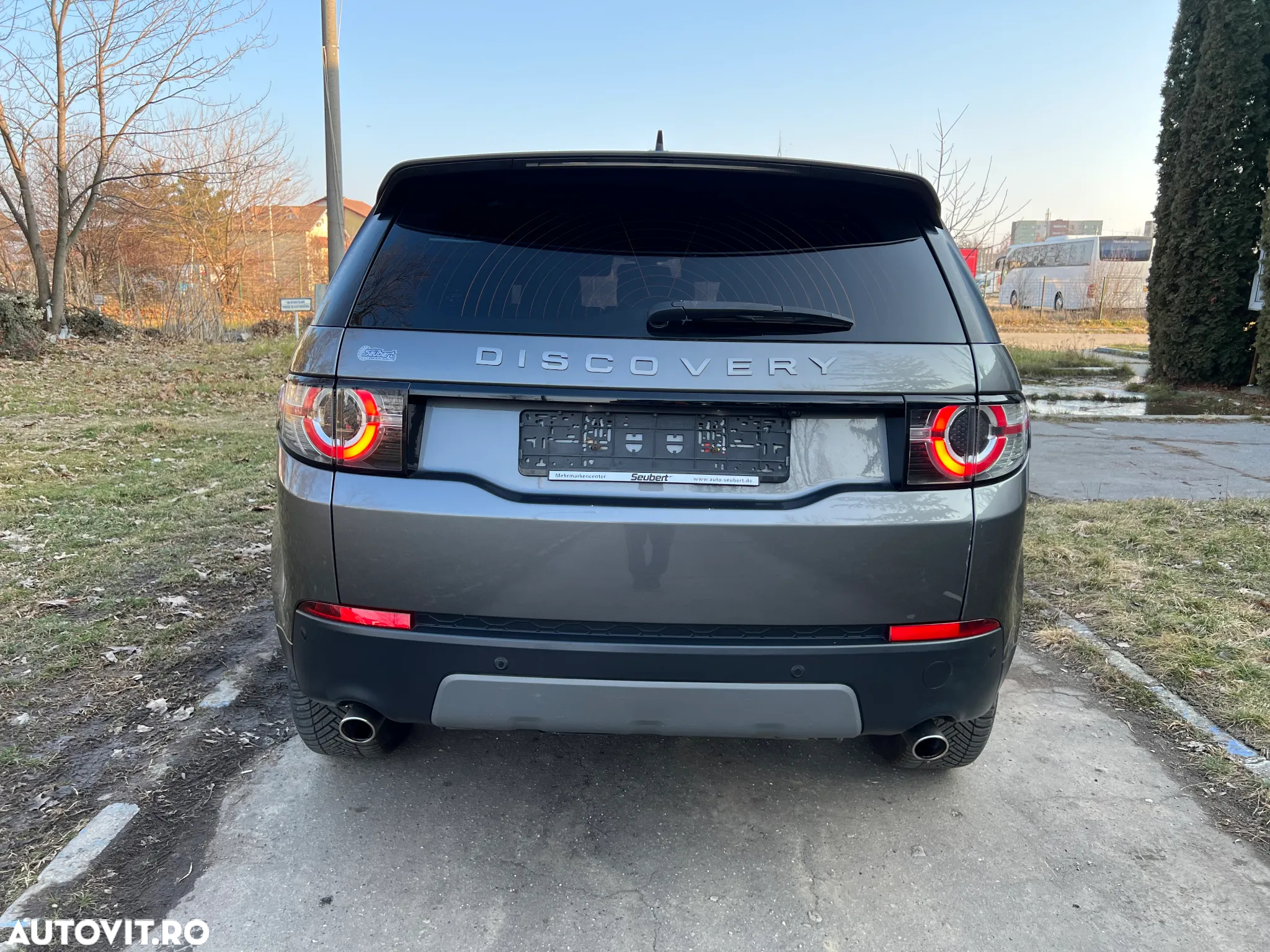 Land Rover Discovery Sport - 10