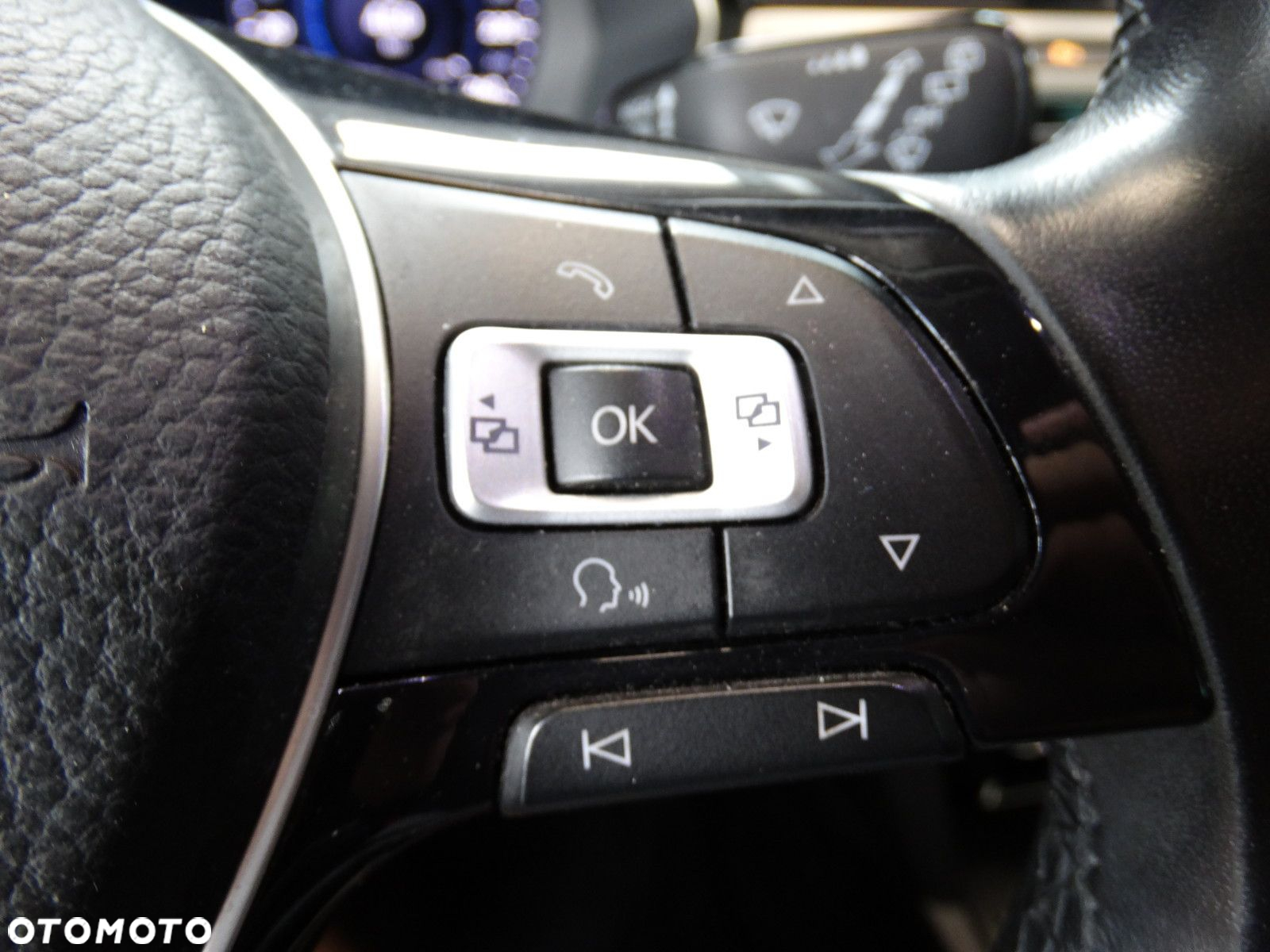 Volkswagen Passat - 39