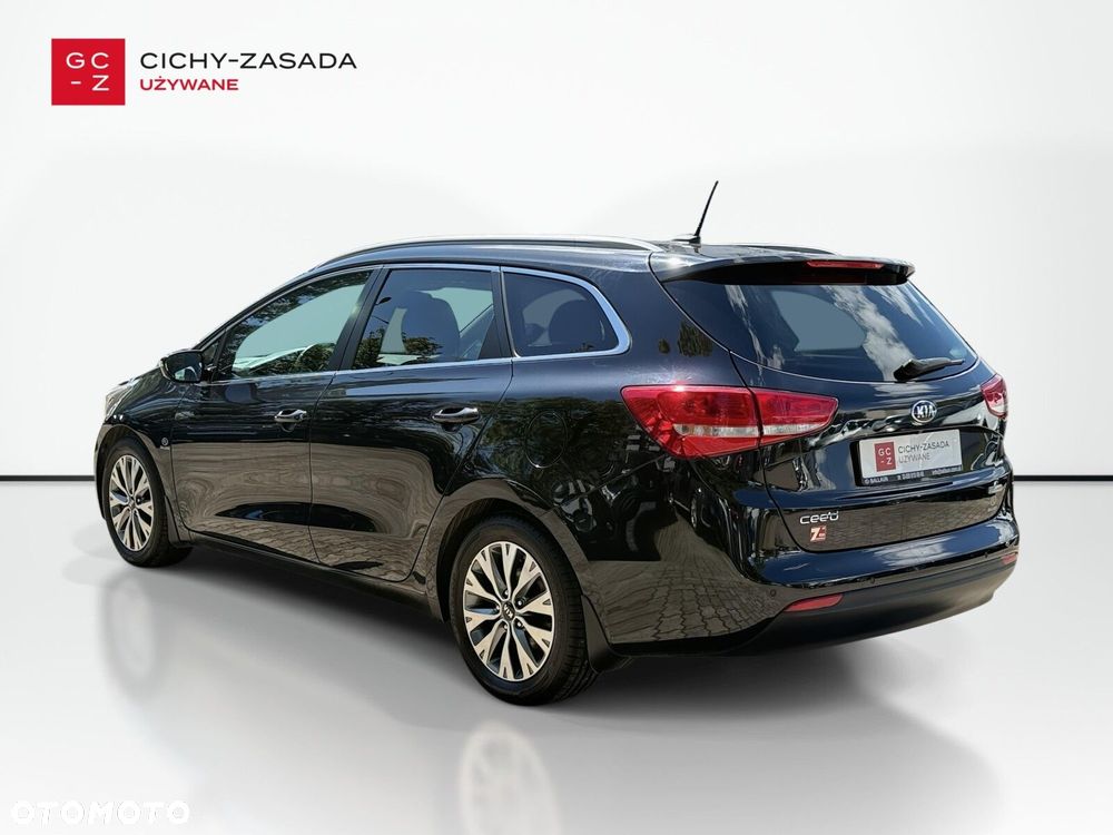 Kia Ceed - 7