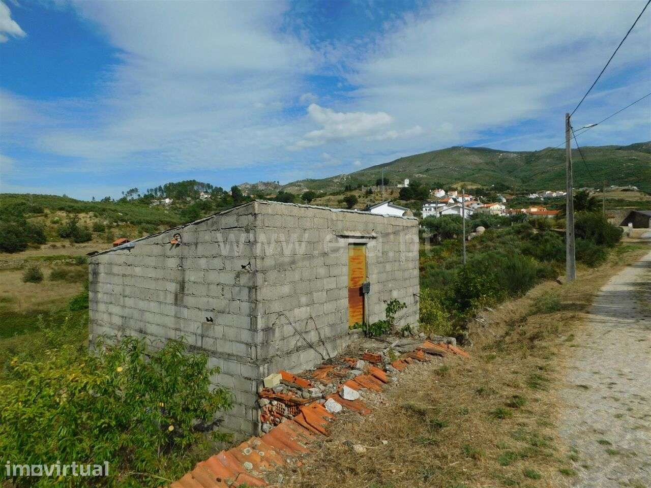 Terreno / Seia, Santa Marinha e São Martinho - Grande imagem: 3/15