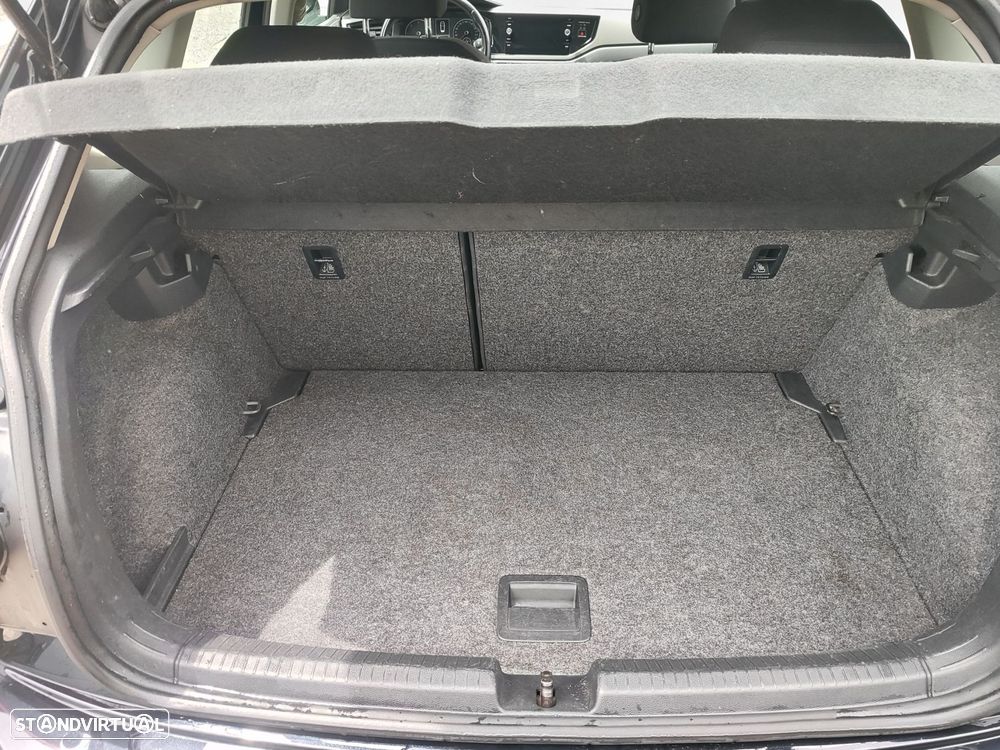 VW Polo 1.6 TDI Confortline DSG - 12
